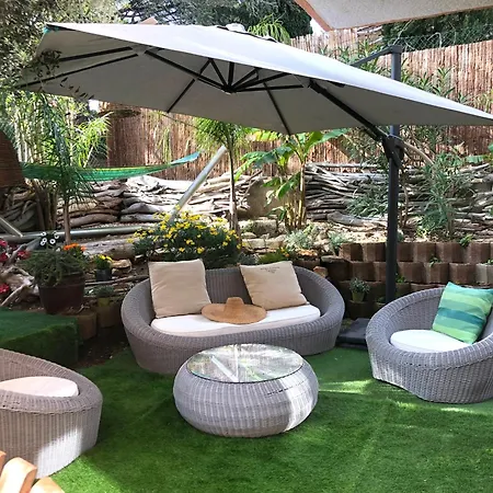 Golf Saint Tropez Rez De Jardin Vue Piscine *